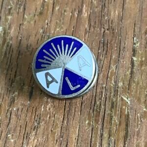 American Legion Auxiliary ALA VINTAGE‎ Member Lapel Pin Blue Sunrise Screwback